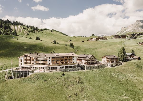 Hotel Goldener Berg ****S Oberlech